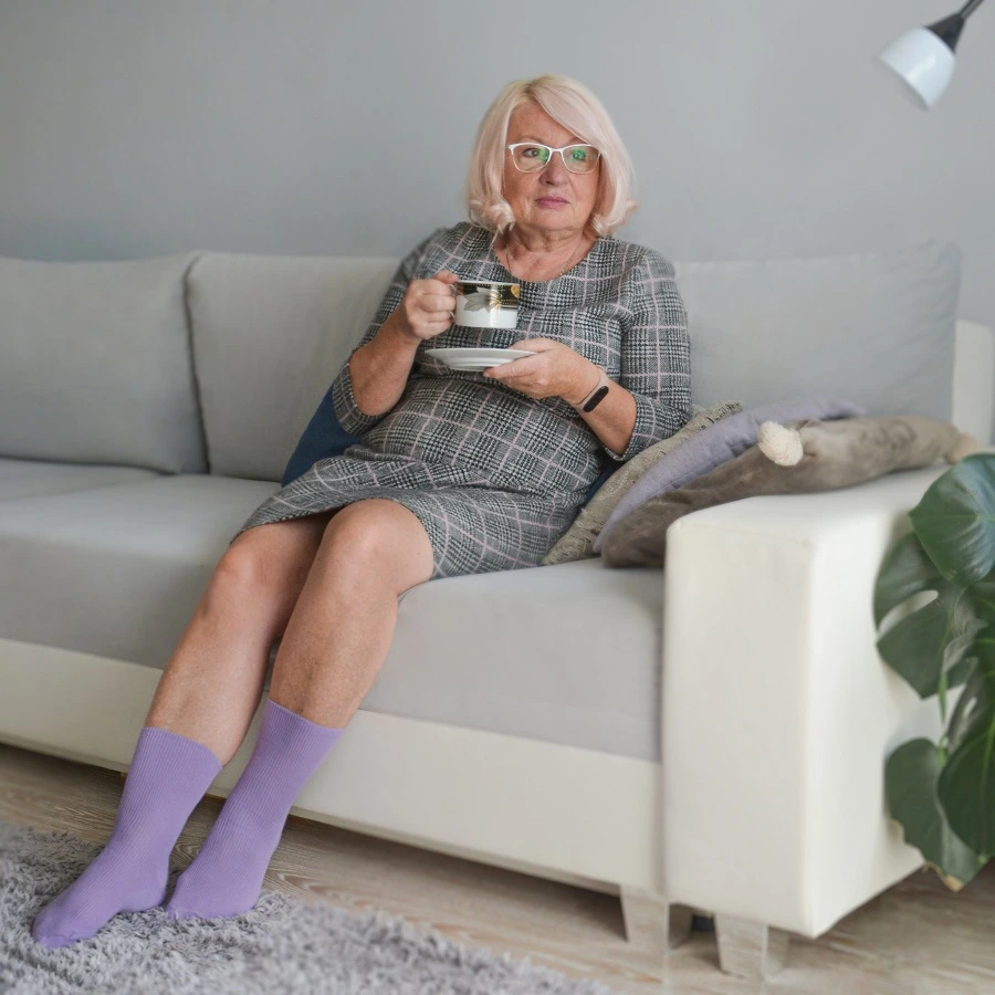 Non-binging socks for women and men